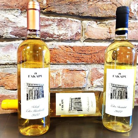 Fakapu Pince Es Panzio Bed & Breakfast Tokaj Luaran gambar