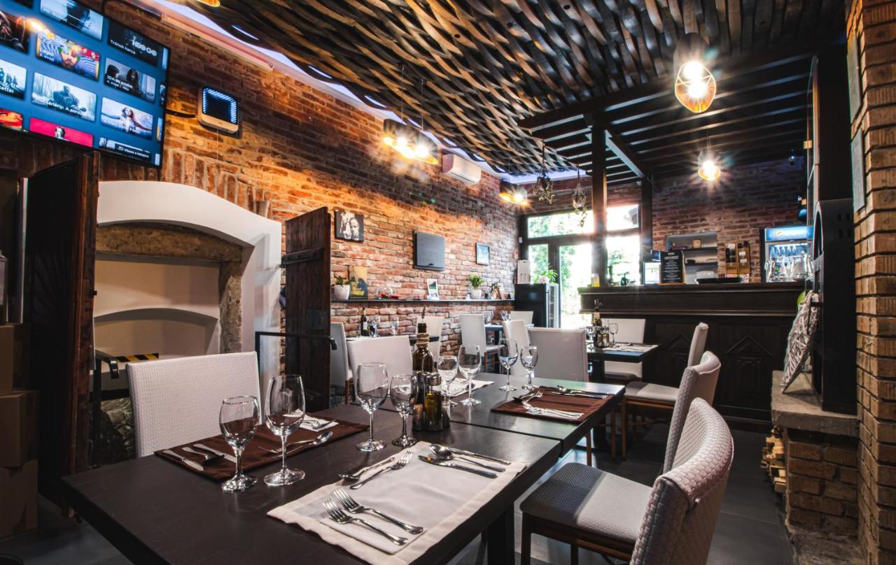 Fakapu Pince Es Panzio Bed & Breakfast Tokaj Luaran gambar