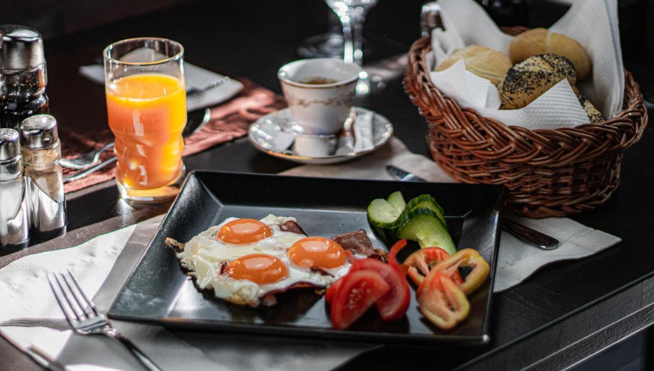 Fakapu Pince Es Panzio Bed & Breakfast Tokaj Luaran gambar