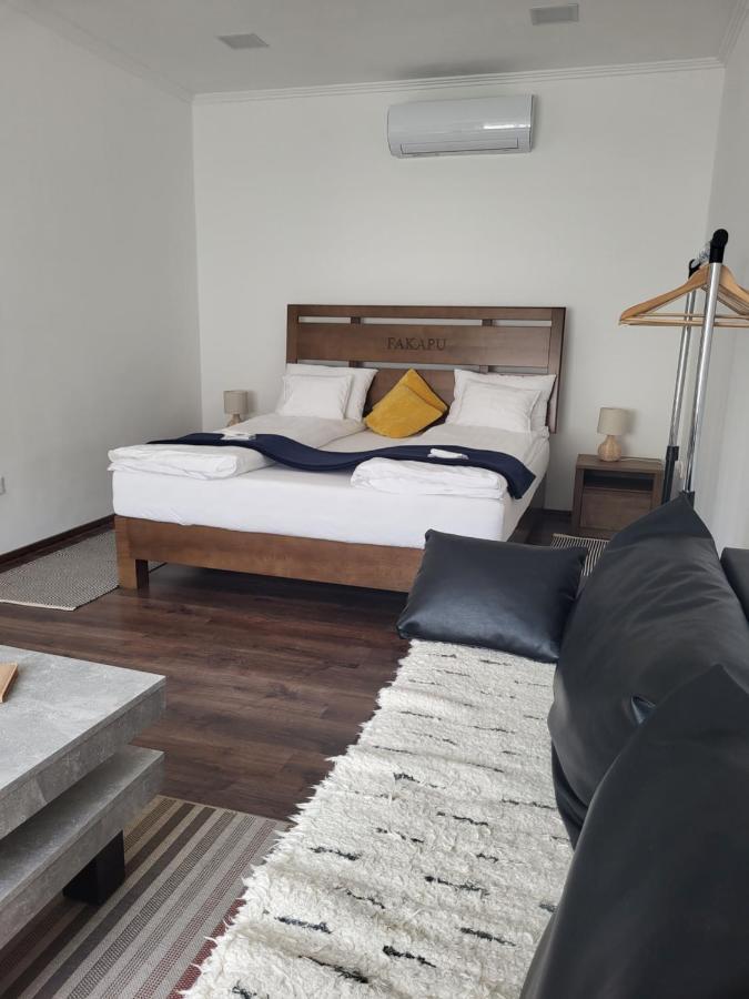 Fakapu Pince Es Panzio Bed & Breakfast Tokaj Luaran gambar