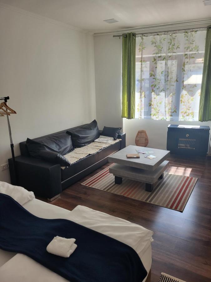 Fakapu Pince Es Panzio Bed & Breakfast Tokaj Luaran gambar